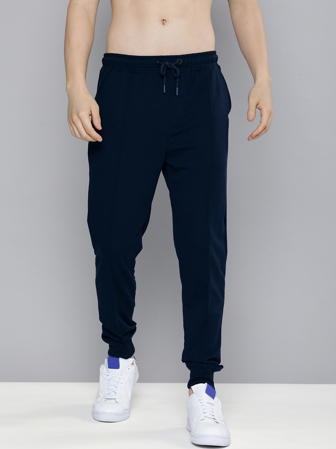 

Harvard Men Navy Blue Solid Joggers