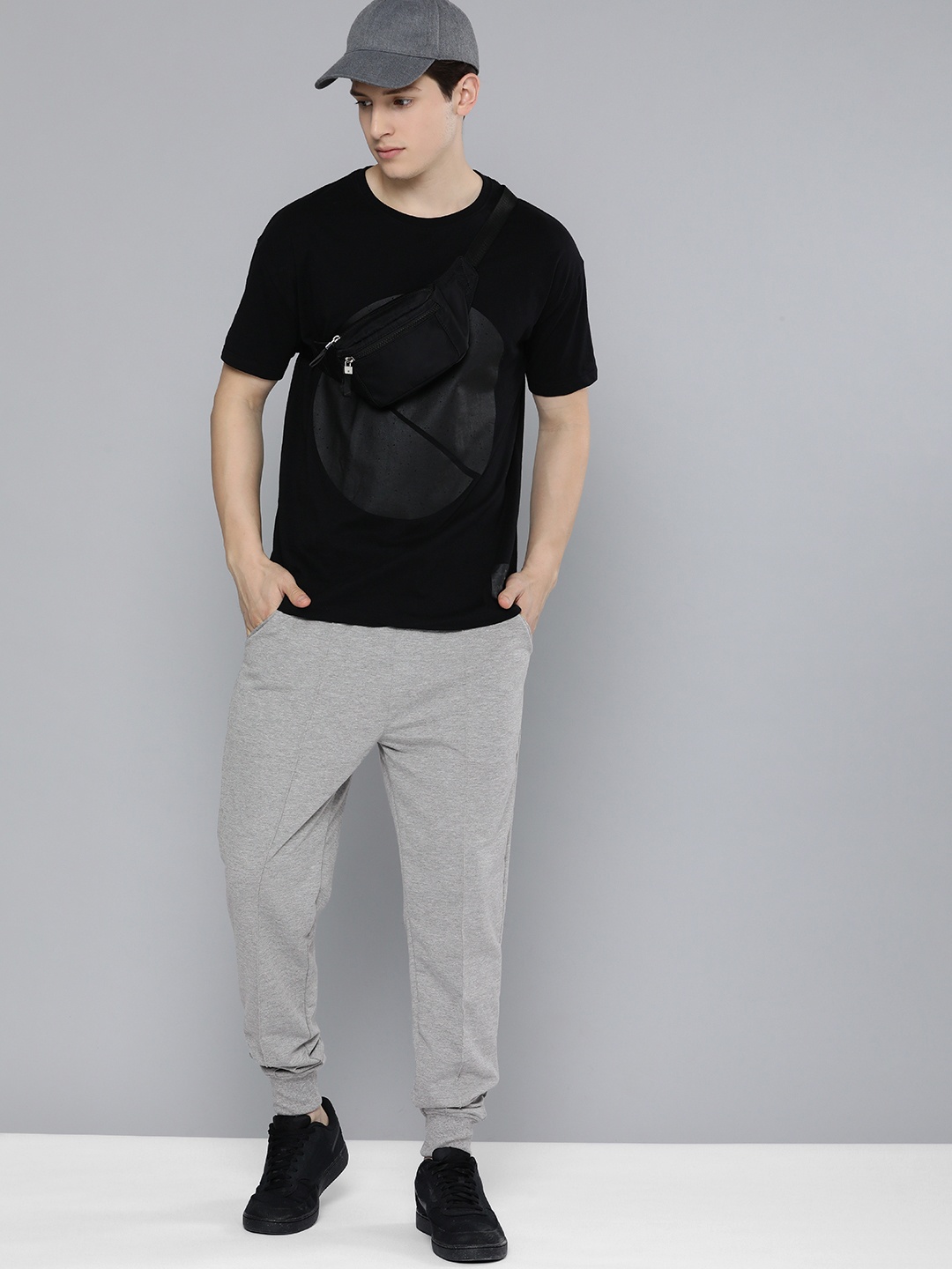 

Harvard Men Grey Melange Solid Regular Fit Joggers
