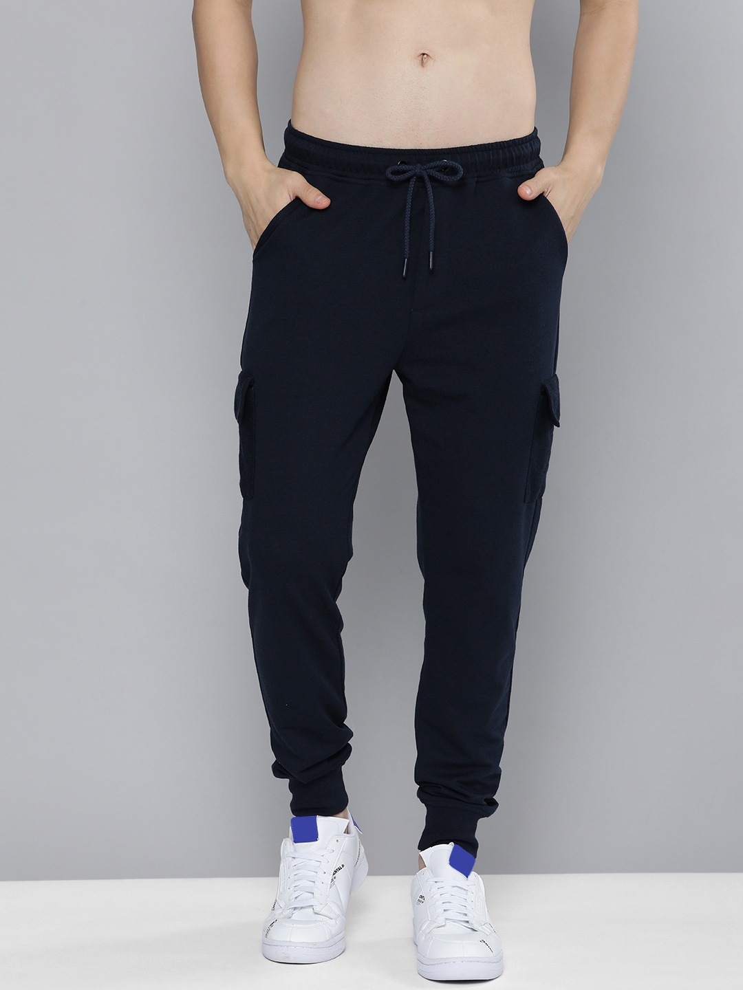 

Harvard Men Navy Blue Solid Regular Fit Joggers