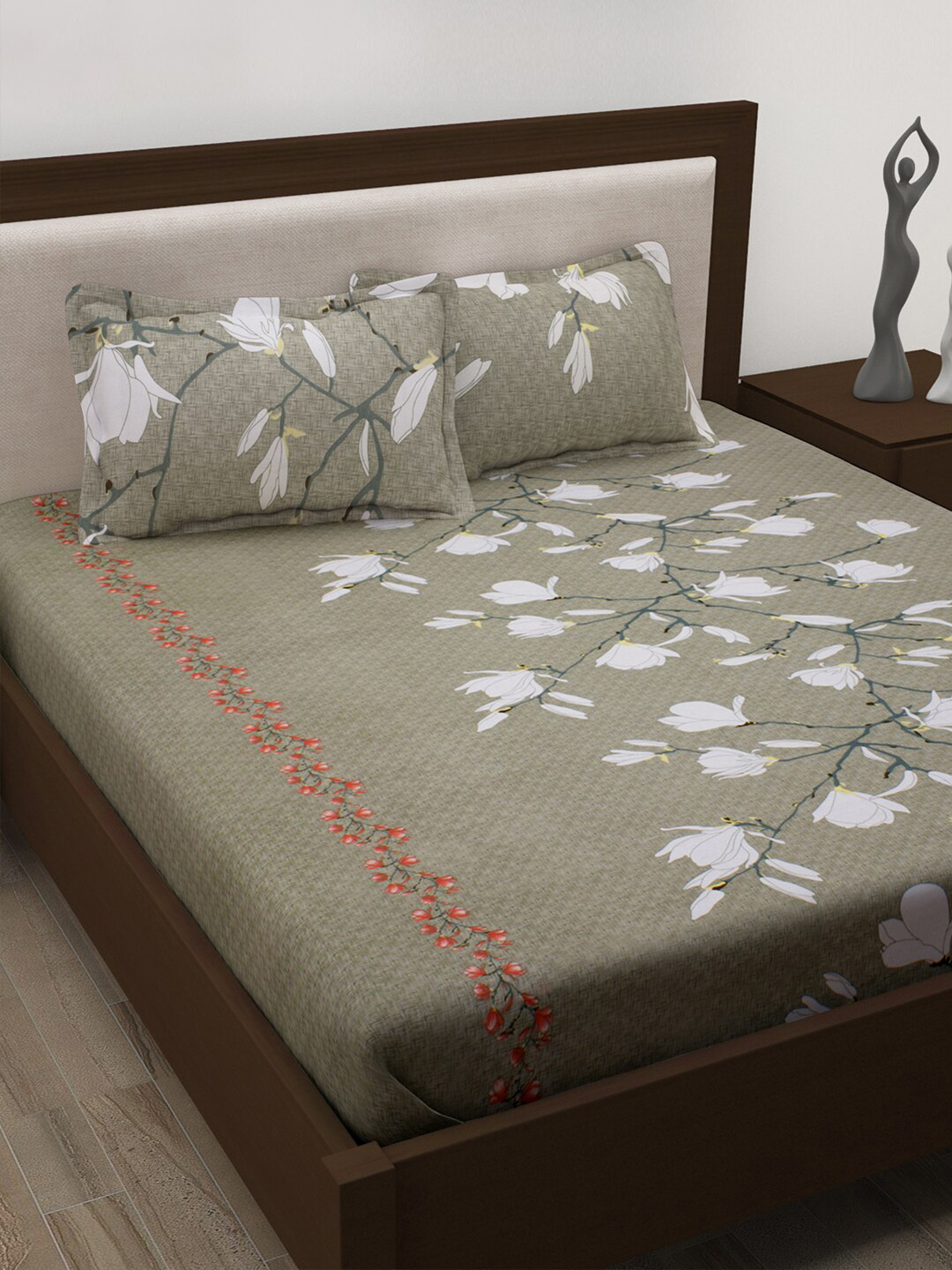 

Story@home Grey & White Floral 186 TC 3 Queen Bedsheet with 6 Pillow Covers