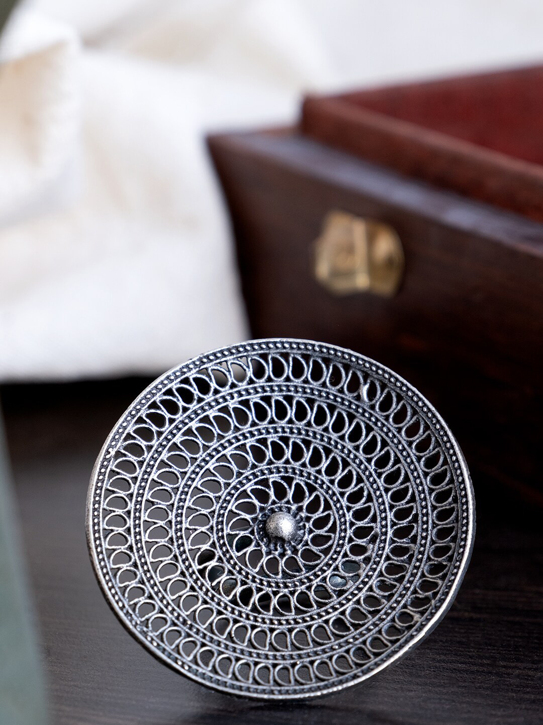 

Infuzze Silver-Plated Oxidised Brass Finger Ring