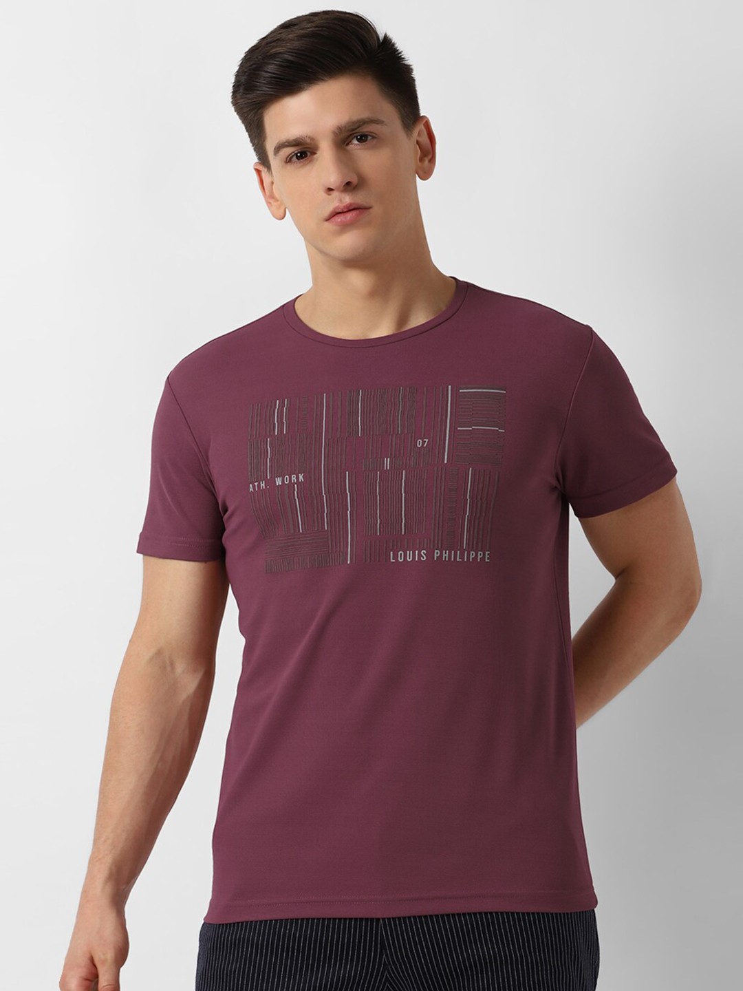 

Louis Philippe Sport Men Burgundy Typography Printed Slim Fit T-shirt