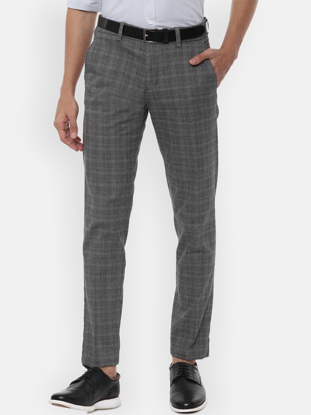 

Louis Philippe Sport Men Grey Checked Cotton Trousers