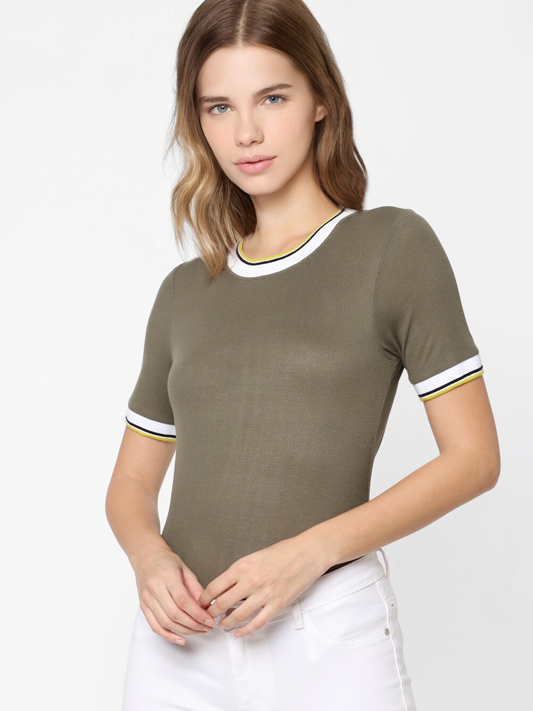 

ONLY Women Grey Solid Regular Fit T-shirt