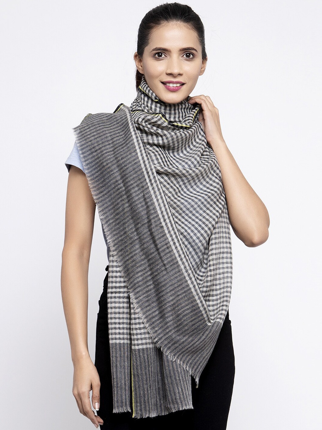 

Calvadoss Women Grey & White Checked Wool Stoles