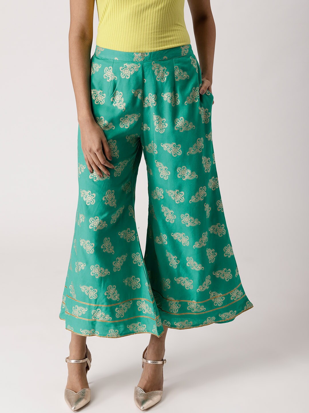 

Libas Women Green & Gold Ethnic Motifs Printed Ethnic Palazzos