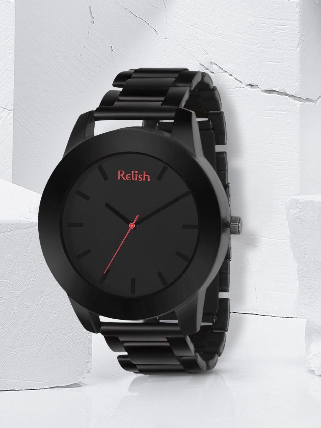 

Relish Men Black Dial & Black Stainless Steel Straps Analogue Watch