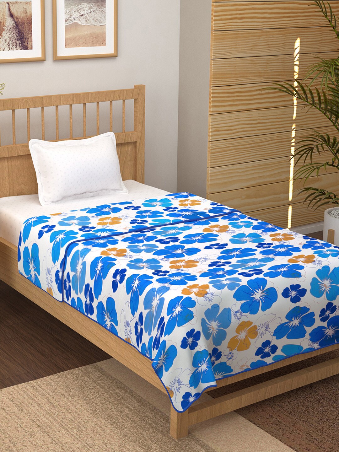 

Story@home White & Blue Floral AC Room Single Bed Dohar