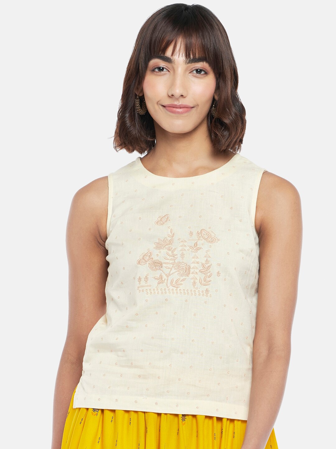 

AKKRITI BY PANTALOONS Women Beige Floral Embroidered Crop Top
