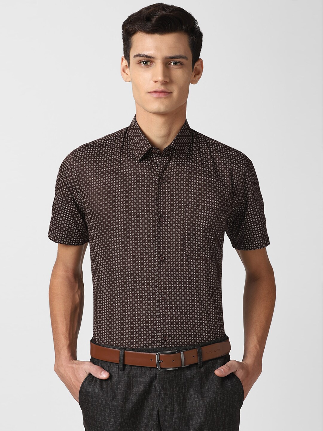 

Peter England Men Brown Slim Fit Printed Pure Cotton Formal Shirt