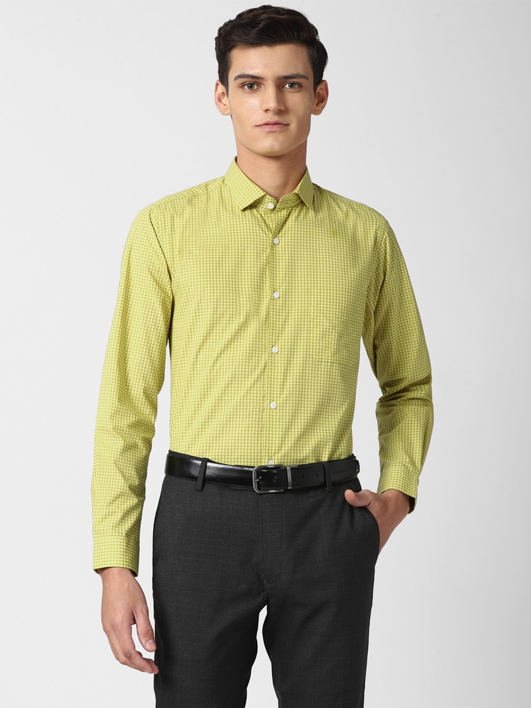

Peter England Men Yellow Slim Fit Formal Shirt