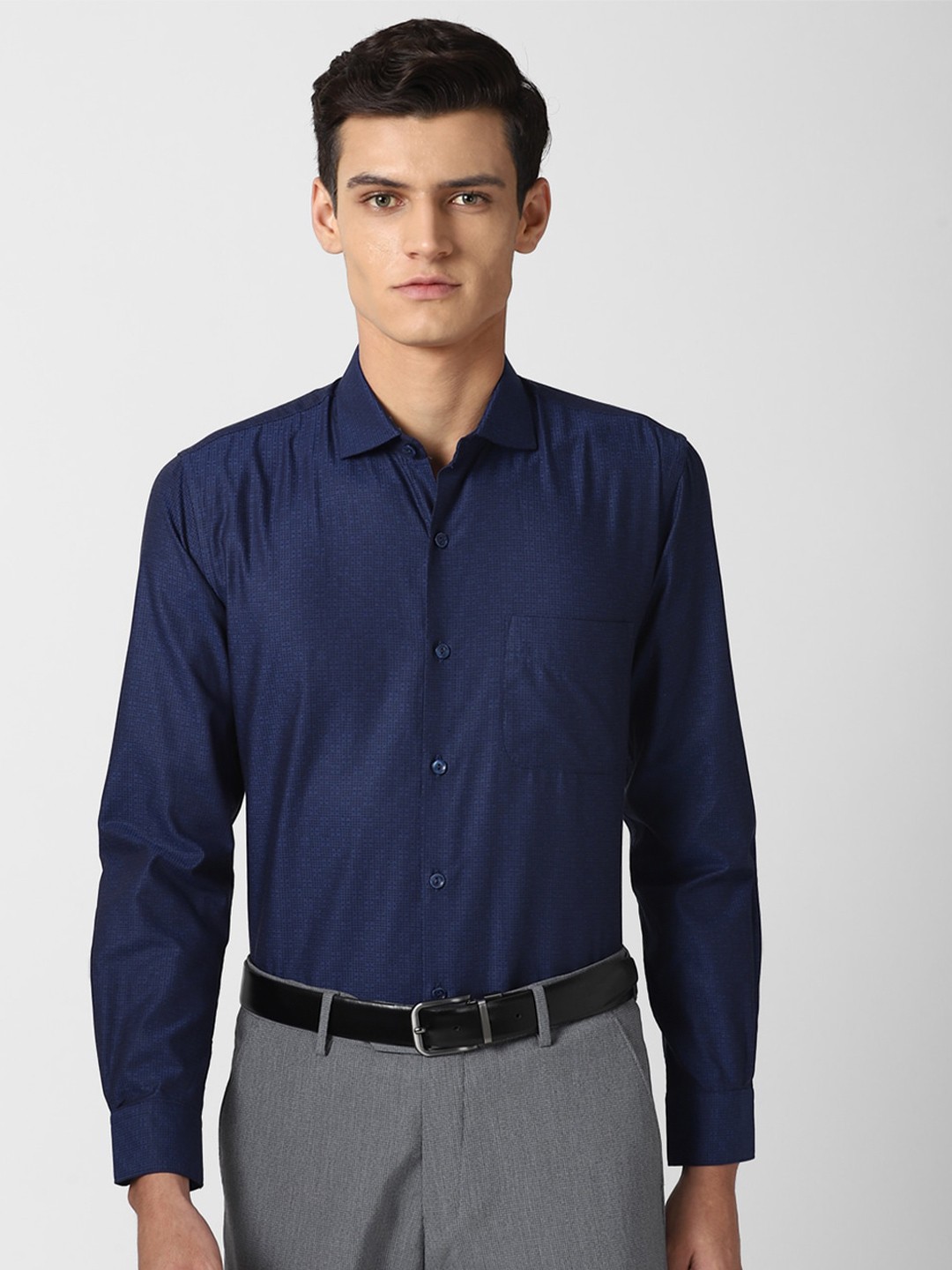 

Peter England Elite Men Navy Blue Slim Fit Printed Cotton Formal Shirt