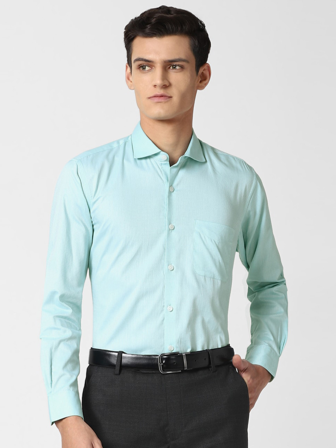 

Peter England Elite Men Turquoise Blue Pure Cotton Formal Shirt
