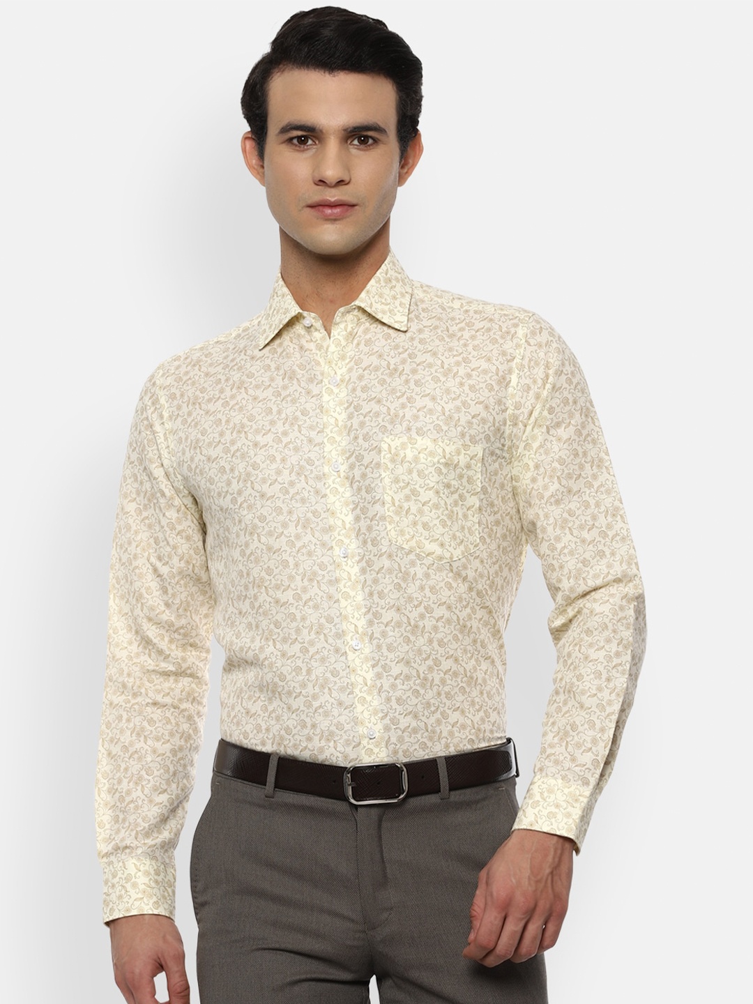 

Van Heusen Men Yellow Floral Printed Formal Shirt
