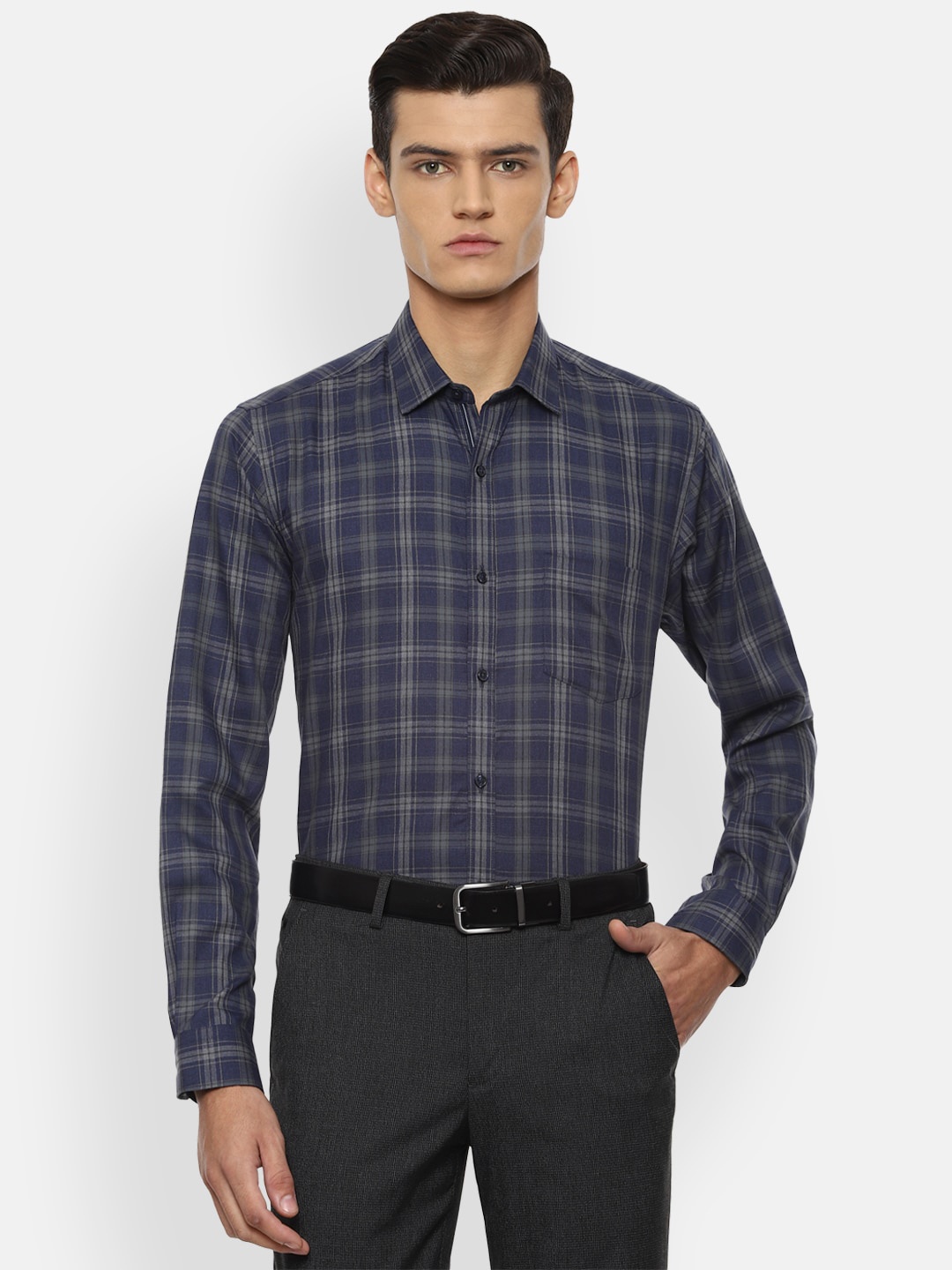 

Van Heusen Men Navy Blue Checked Formal Shirt