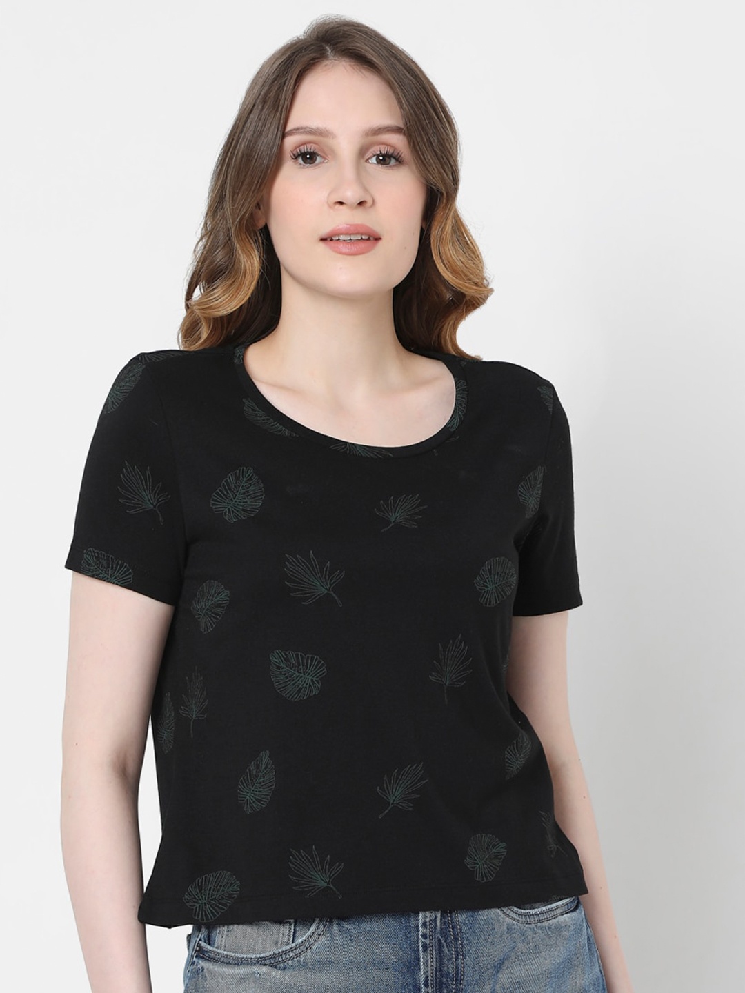 

Vero Moda Women Black Printed Cut Outs Slim Fit T-shirt