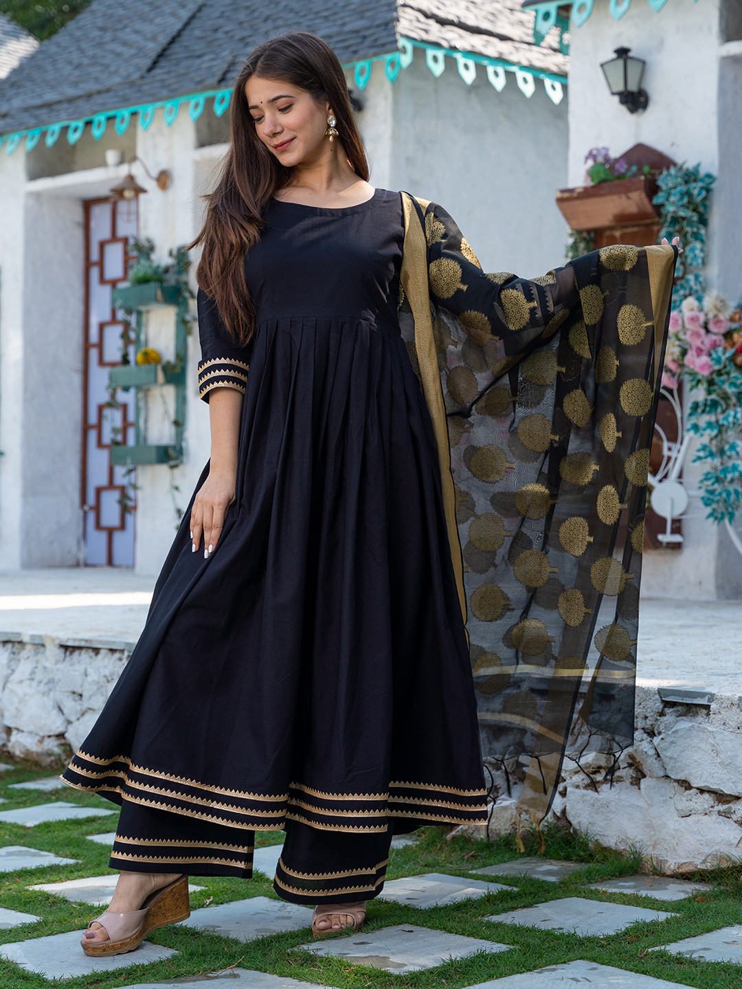 

PHEETA Women Black Gotta Patti Pure Cotton Kurta with Palazzos & Dupatta