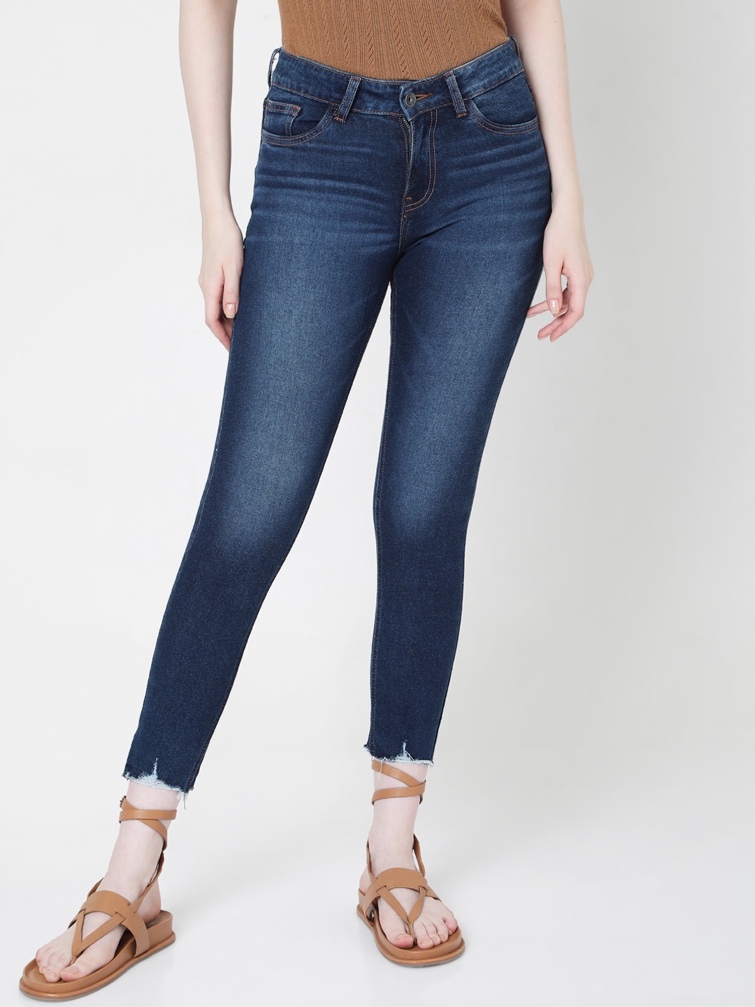 

Vero Moda Women Blue Slim Fit Light Fade Jeans