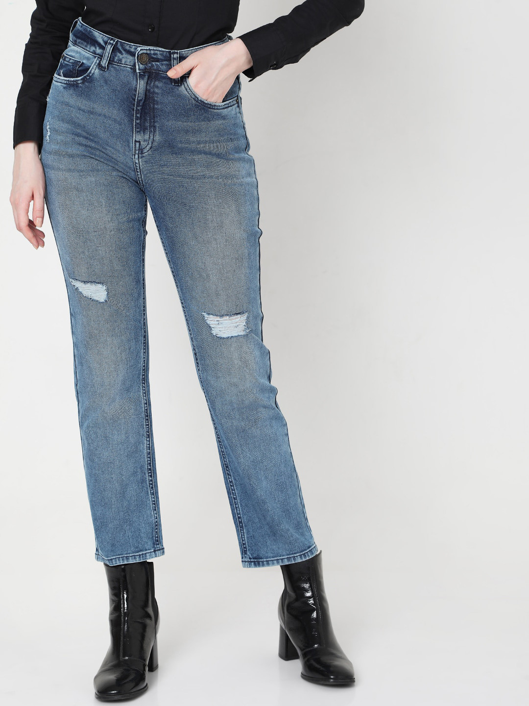 

Vero Moda Women Blue Straight Fit High-Rise Mildly Distressed Heavy Fade Jeans