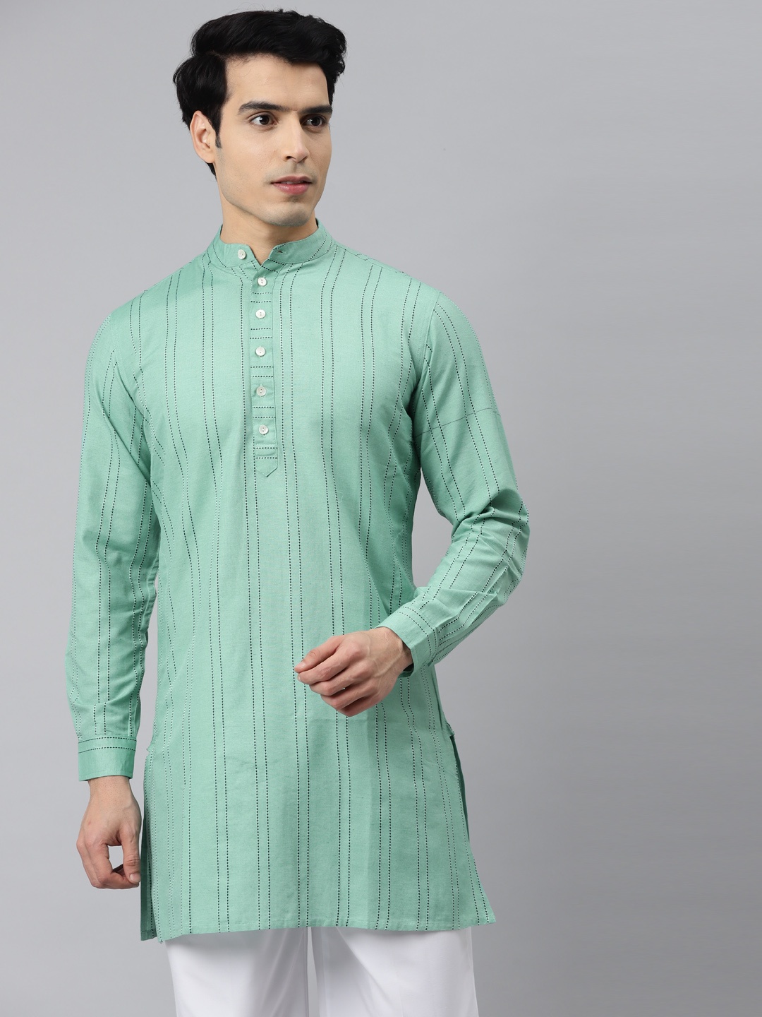 

Tulsattva Men Green Striped Handloom Kurta