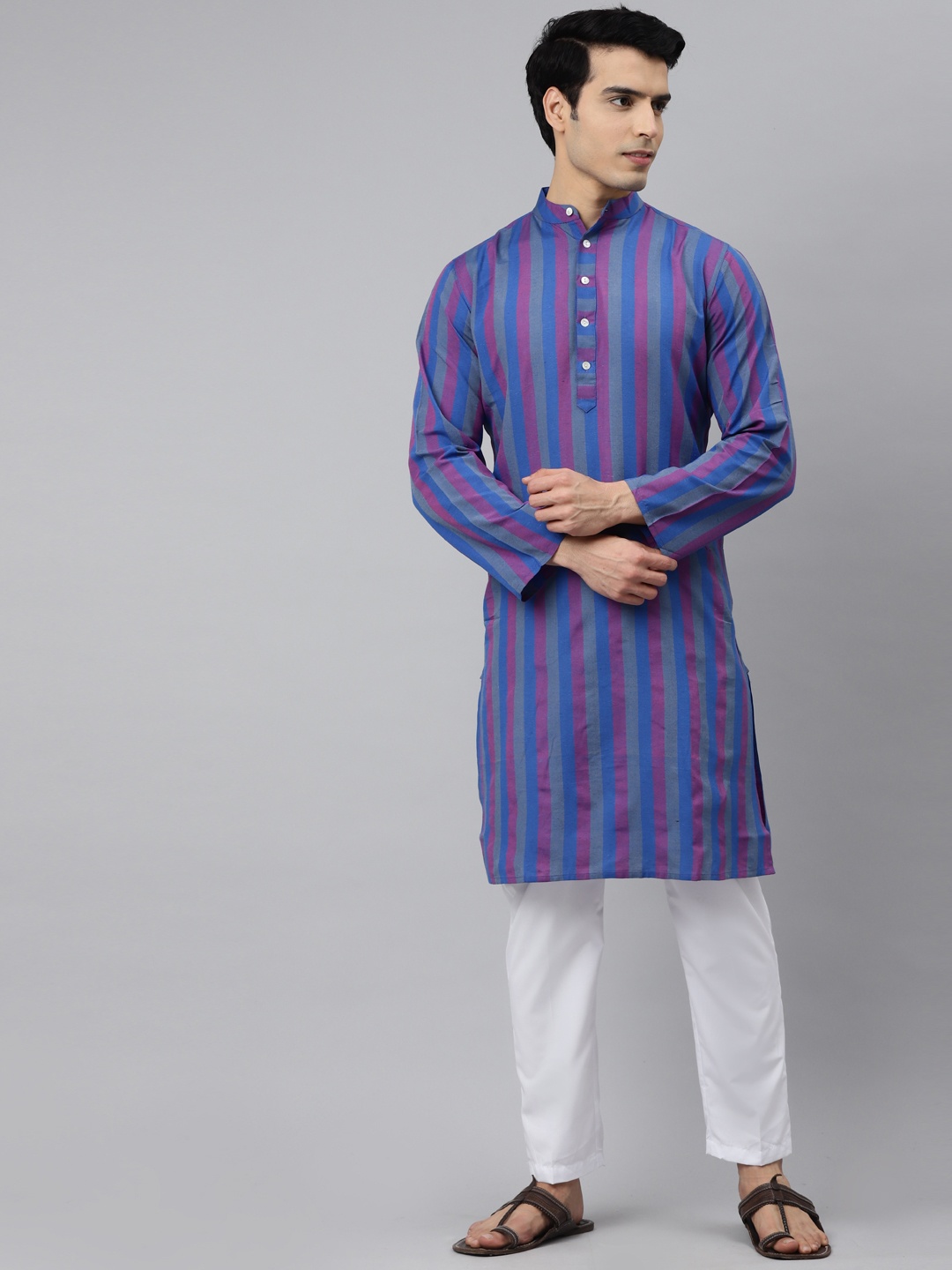 

Tulsattva Men Blue Striped Pure Cotton Kurta with Pyjamas