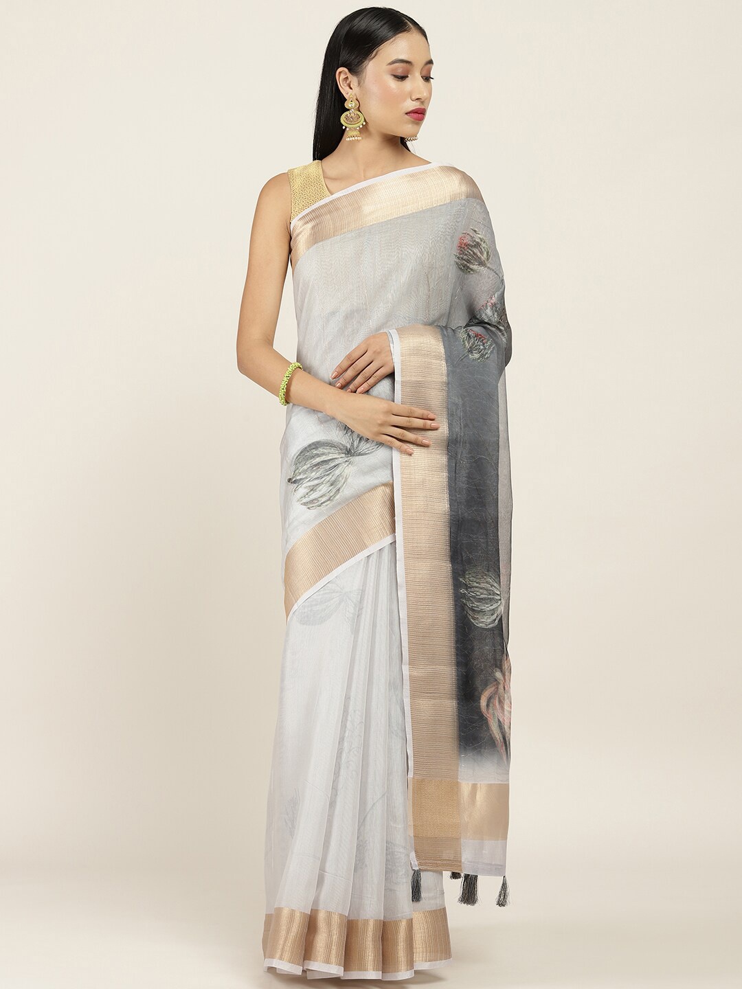 

Soch Grey & Black Floral Printed Organza Saree