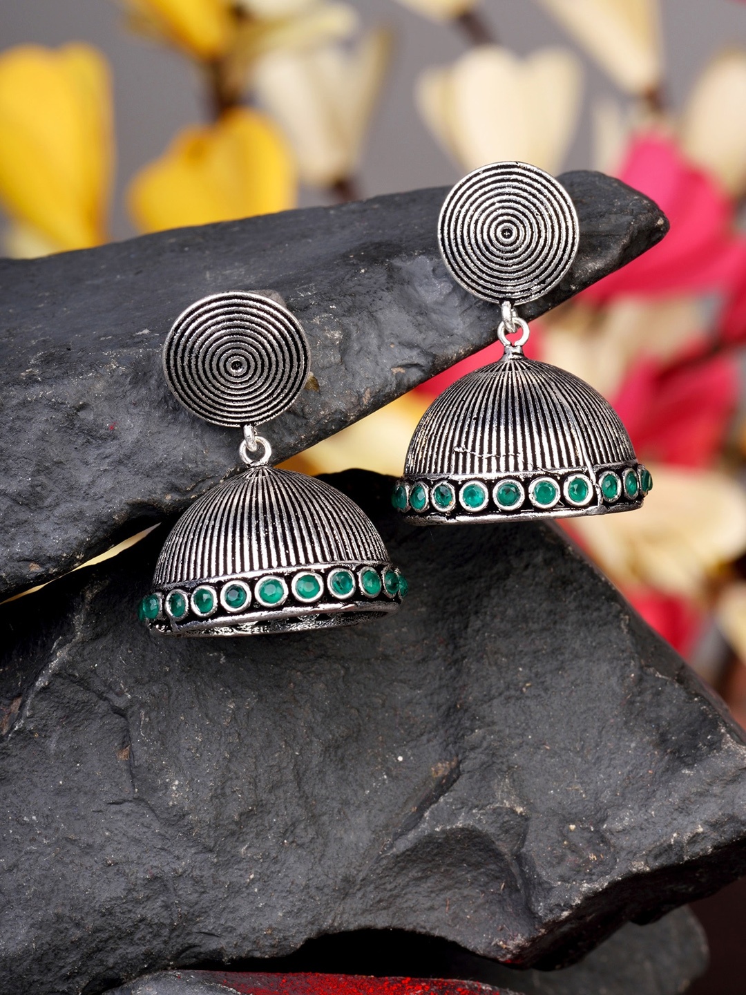 

Saraf RS Jewellery Silver-Toned & Green Oxidised Dome Shaped Jhumkas Earrings