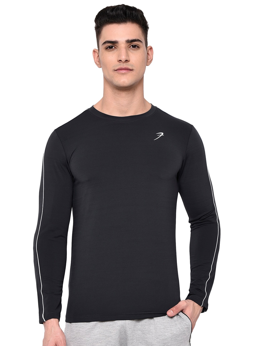 

FUAARK Men Grey Dri-FIT Slim Fit Training or Gym T-shirt