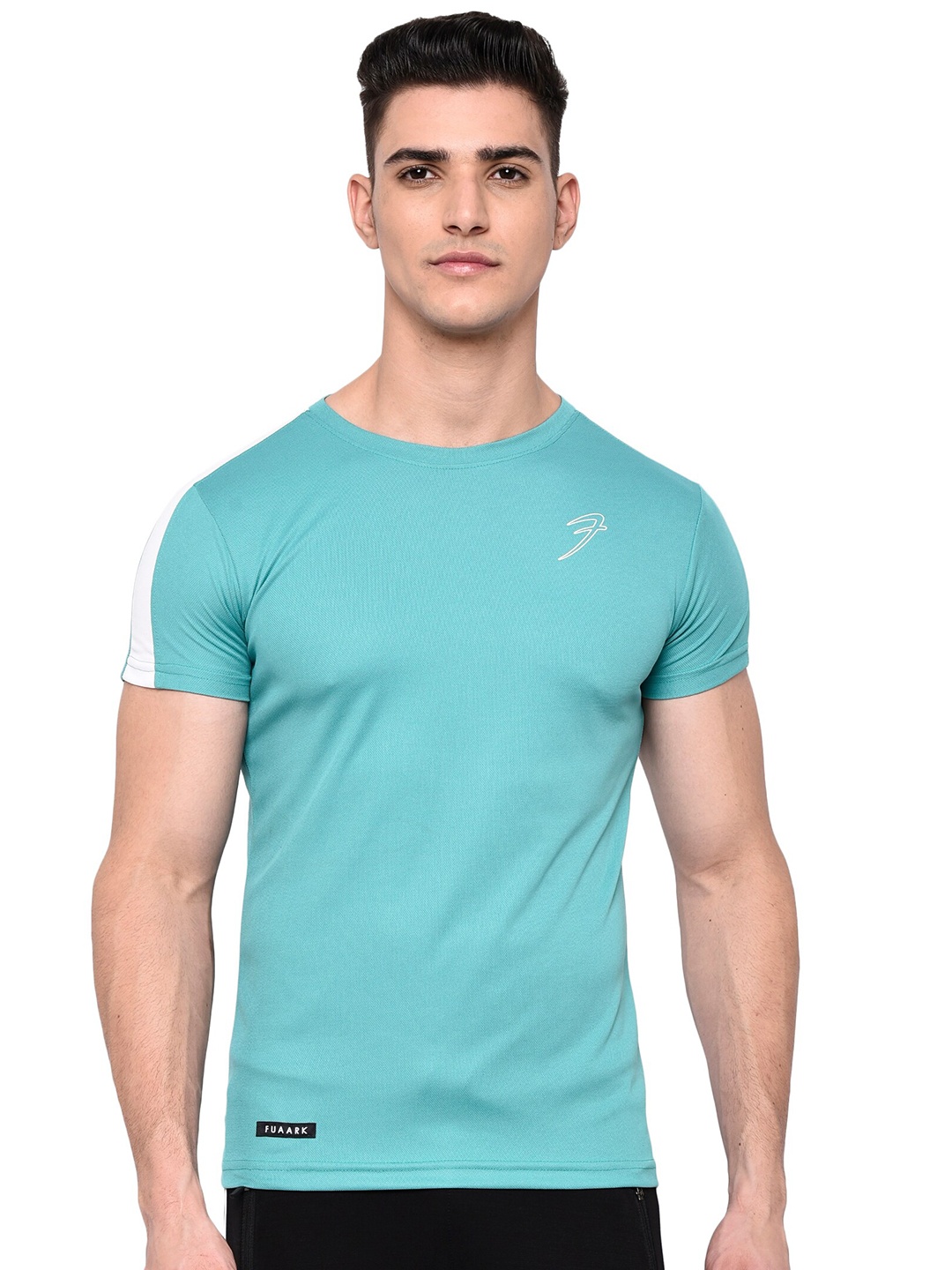 

FUAARK Men Blue Dri-FIT Slim Fit Training or Gym T-shirt
