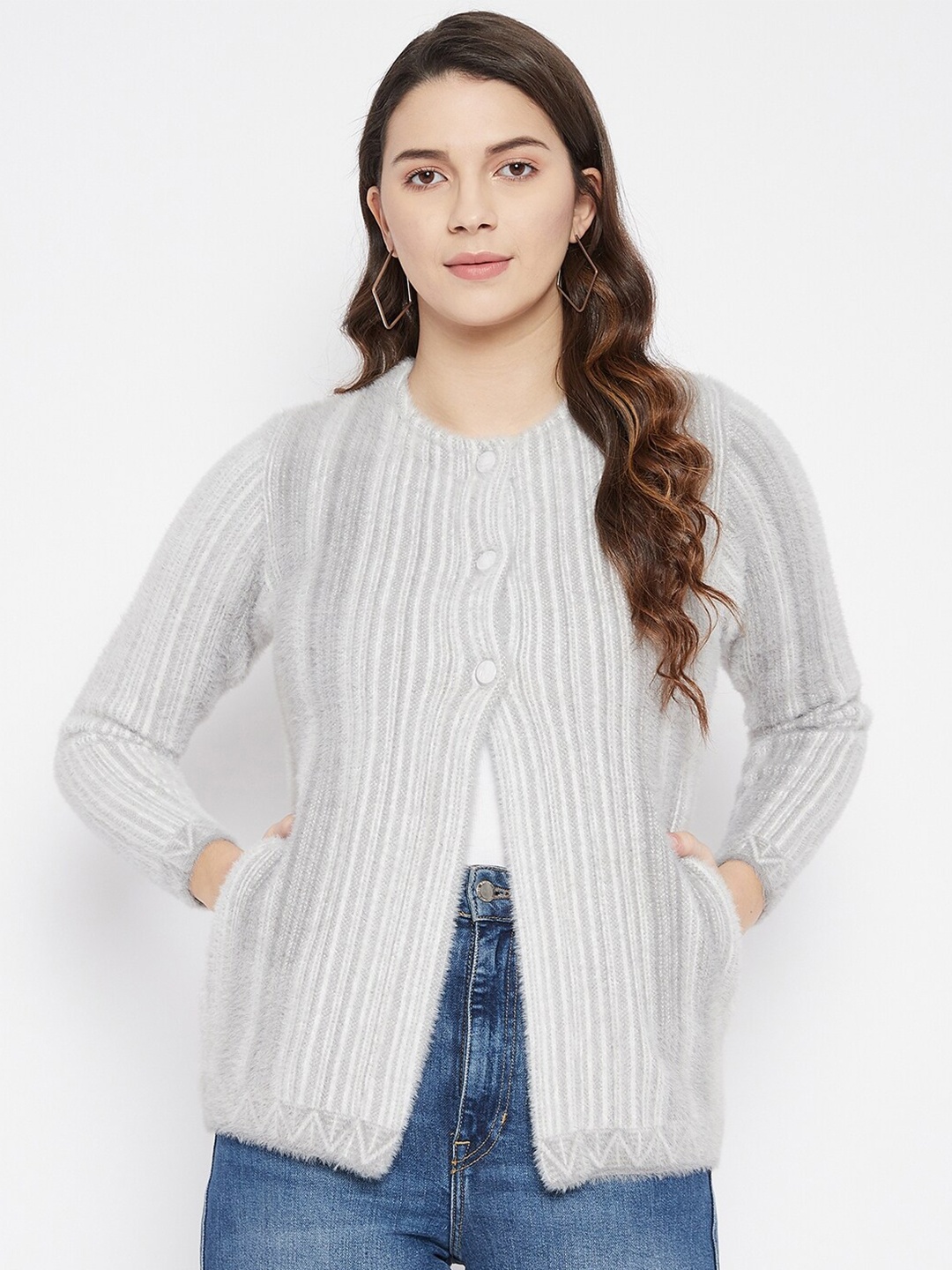 

Zigo Women Grey Striped Cardigan