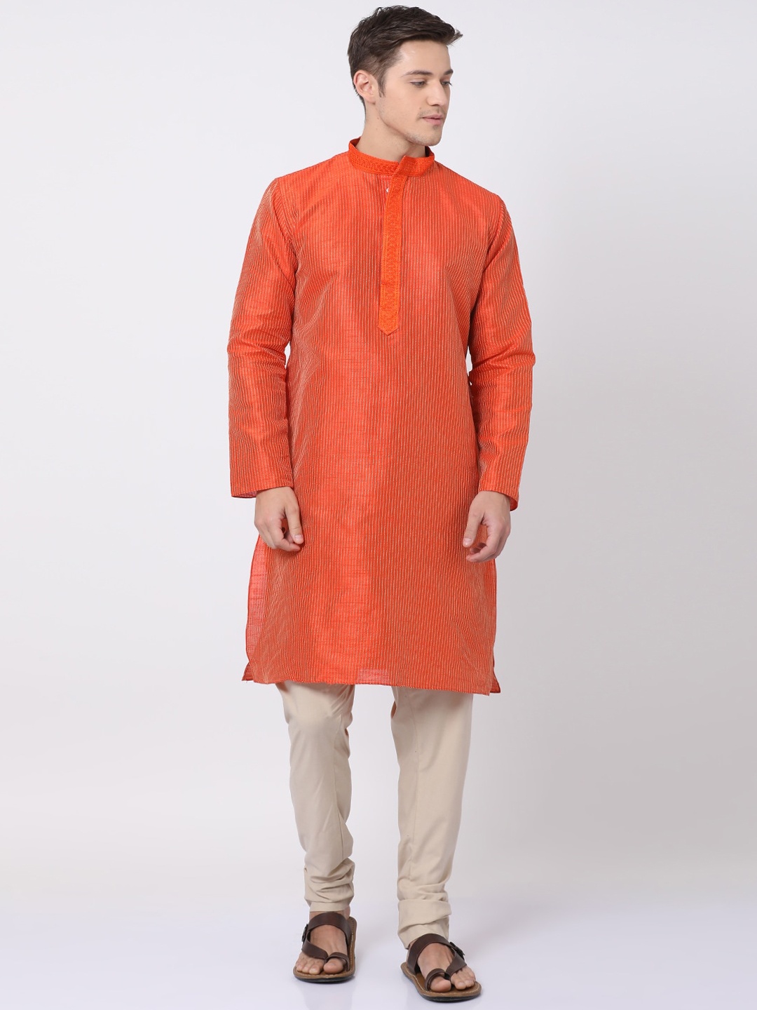 

TABARD Men Orange Thread Work Mandarin Collar Silk Blend Kurta