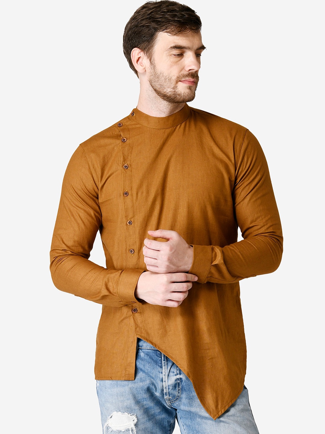 

TABARD Men Solid Cotton Kurta, Brown