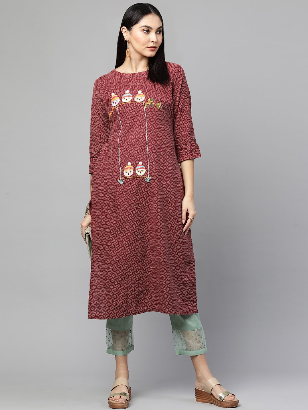 

FASHOR Women Maroon Ethnic Motifs Embroidered Thread Work Kurta
