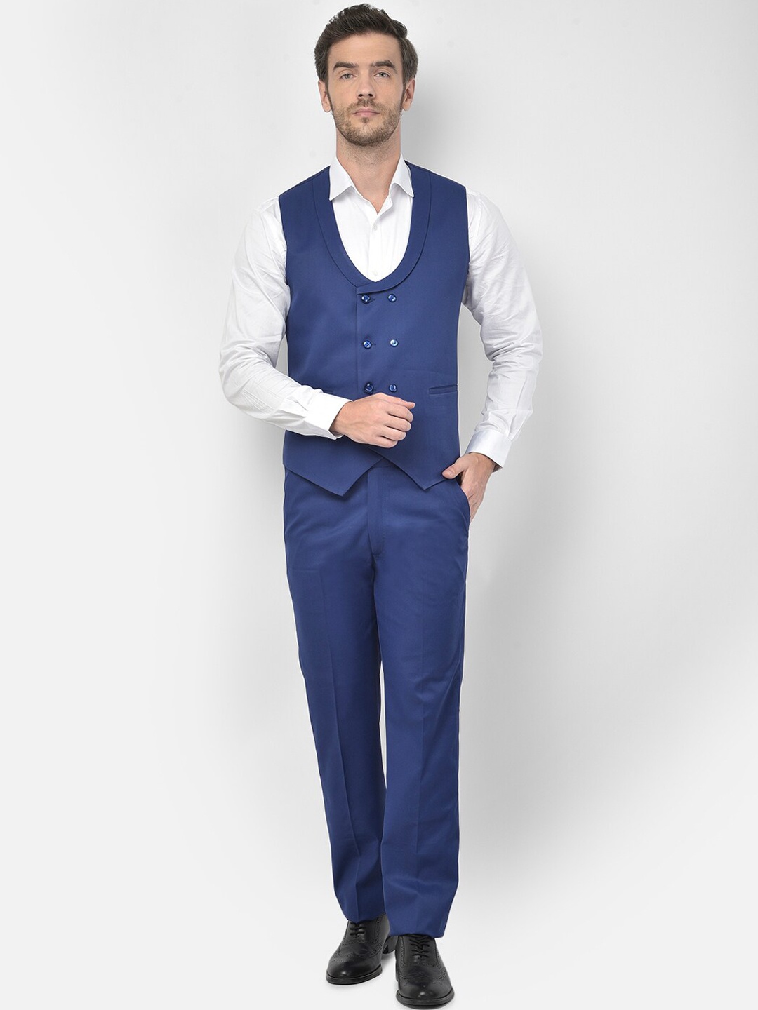 

SG RAJASAHAB Men Blue Solid Single-Breasted Regular Fit Party Suit