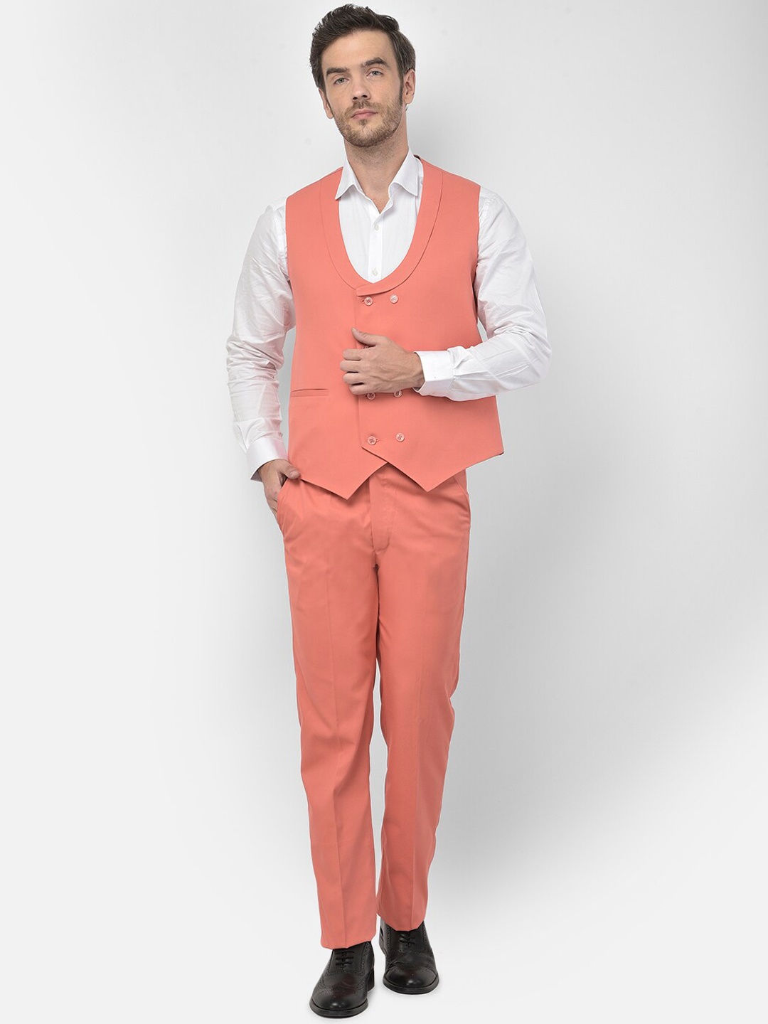 

SG RAJASAHAB Men Peach-Coloured Solid Single-Breasted 2-Piece Party Suit