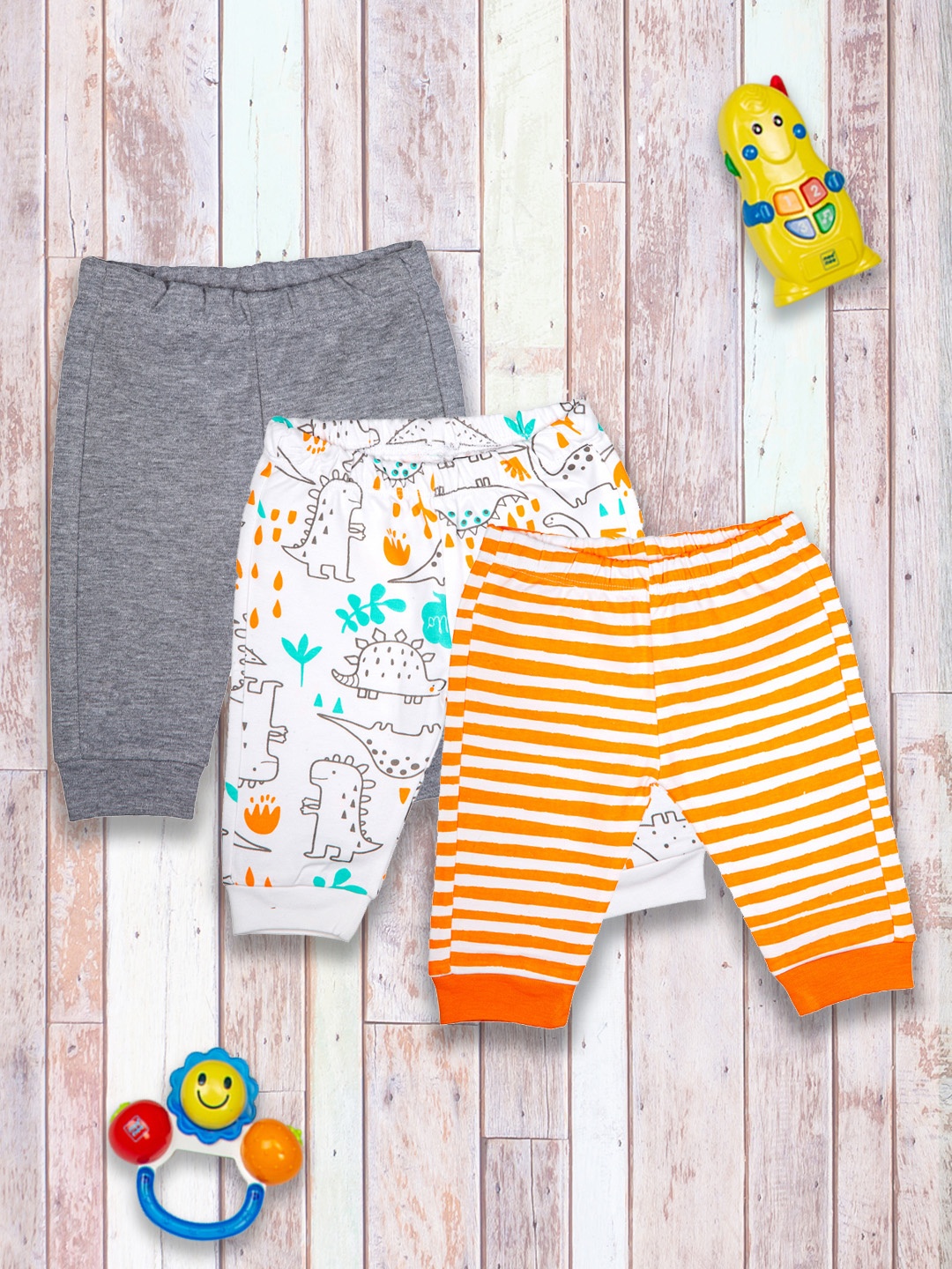 

MeeMee Boys Pack of 3 Cotton Joggers, Orange
