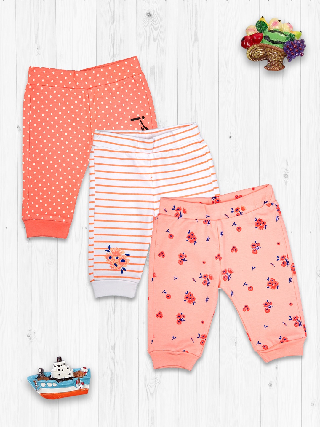

MeeMee Pack of 3 Girls Printed Leggings, Multi