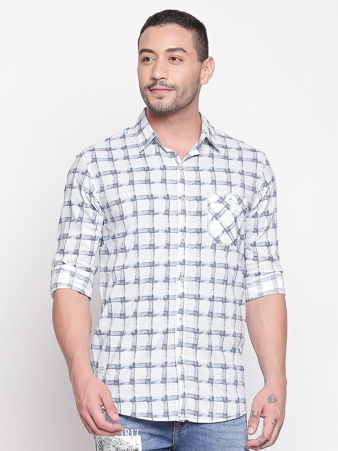 

Mufti Men White Slim Fit Checked Cotton Casual Shirt