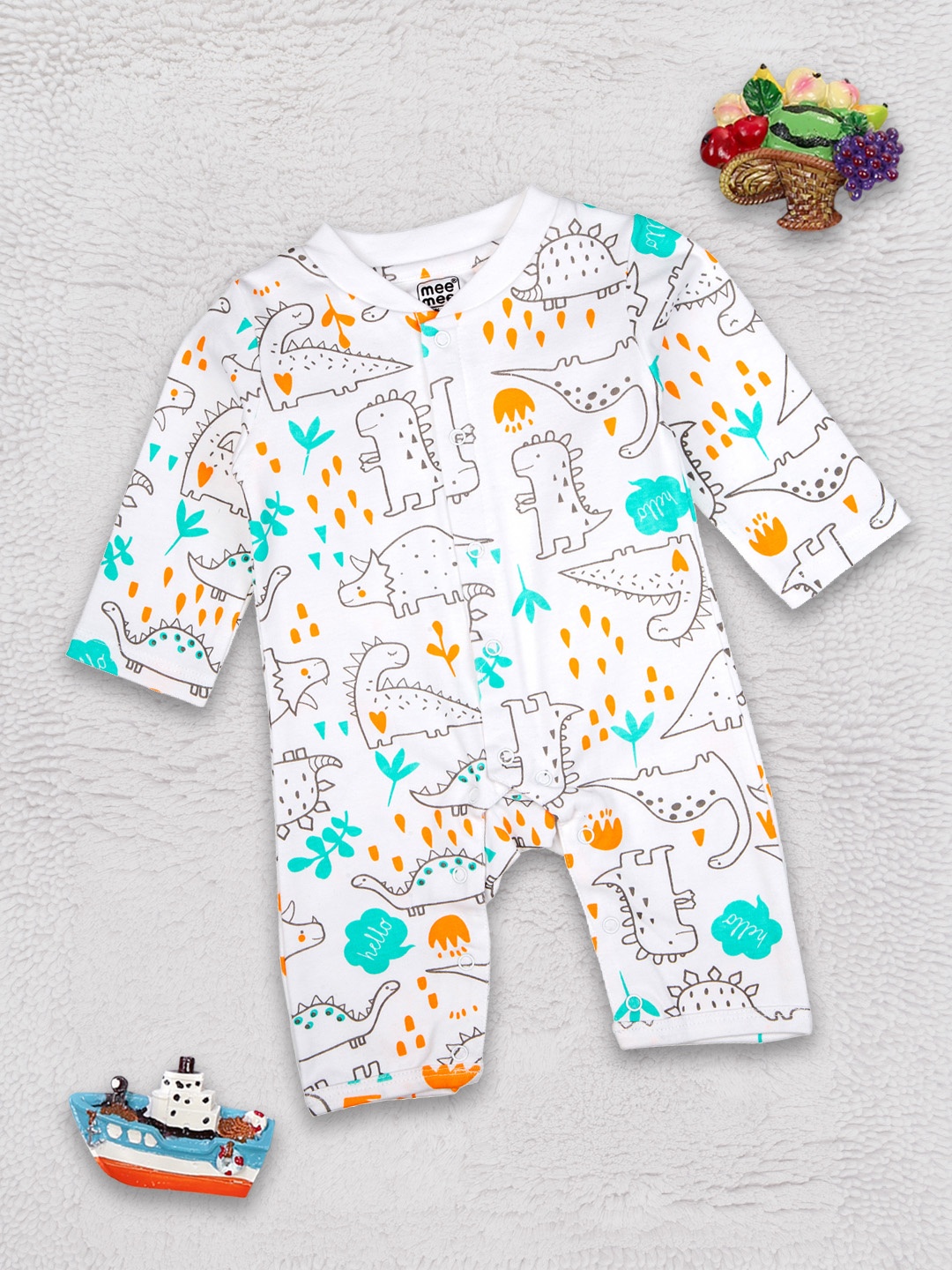 

MeeMee Infant Boys White & Black Printed Cotton Rompers