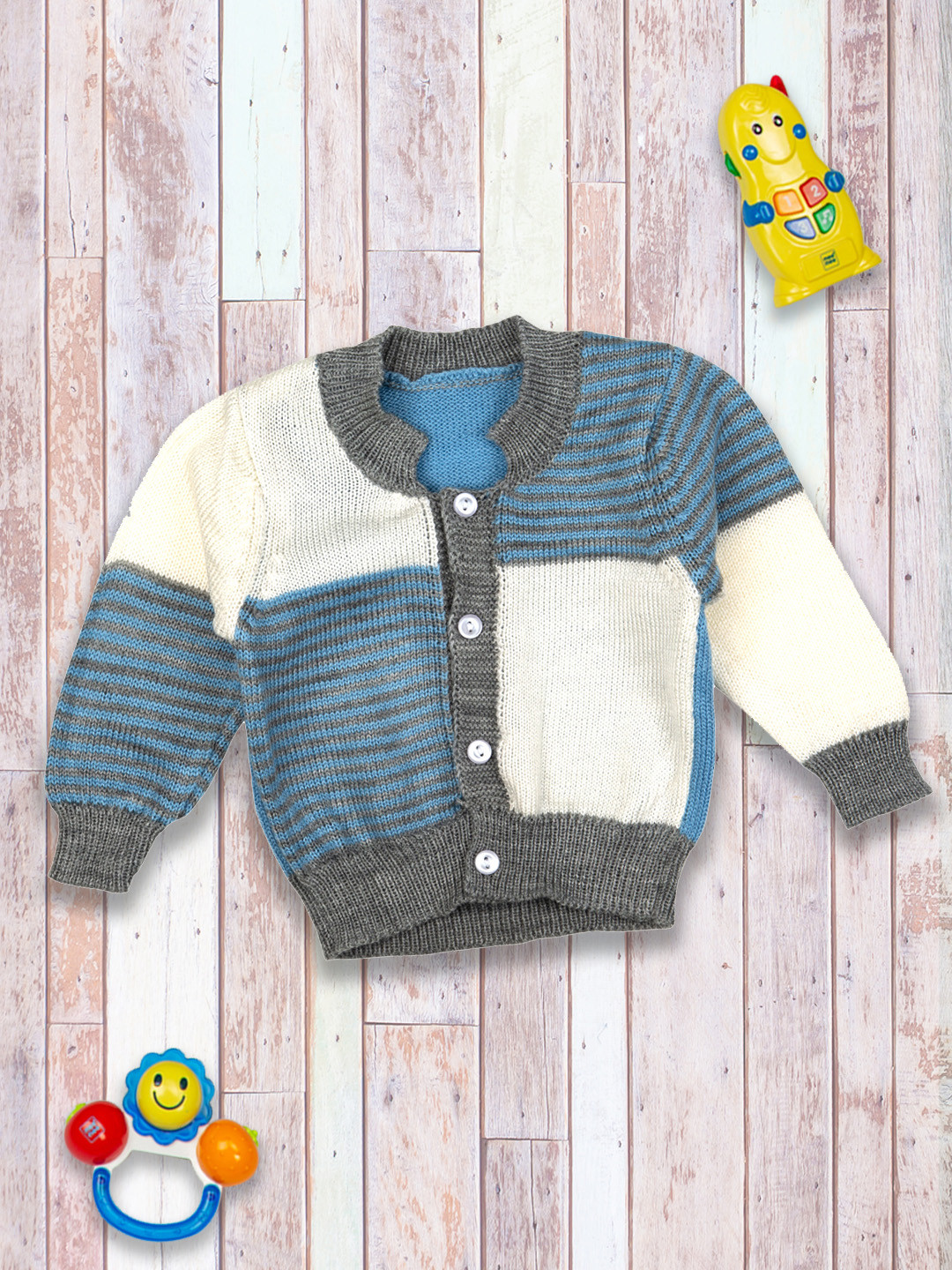 

MeeMee Kids Blue & White Colourblocked Sweater