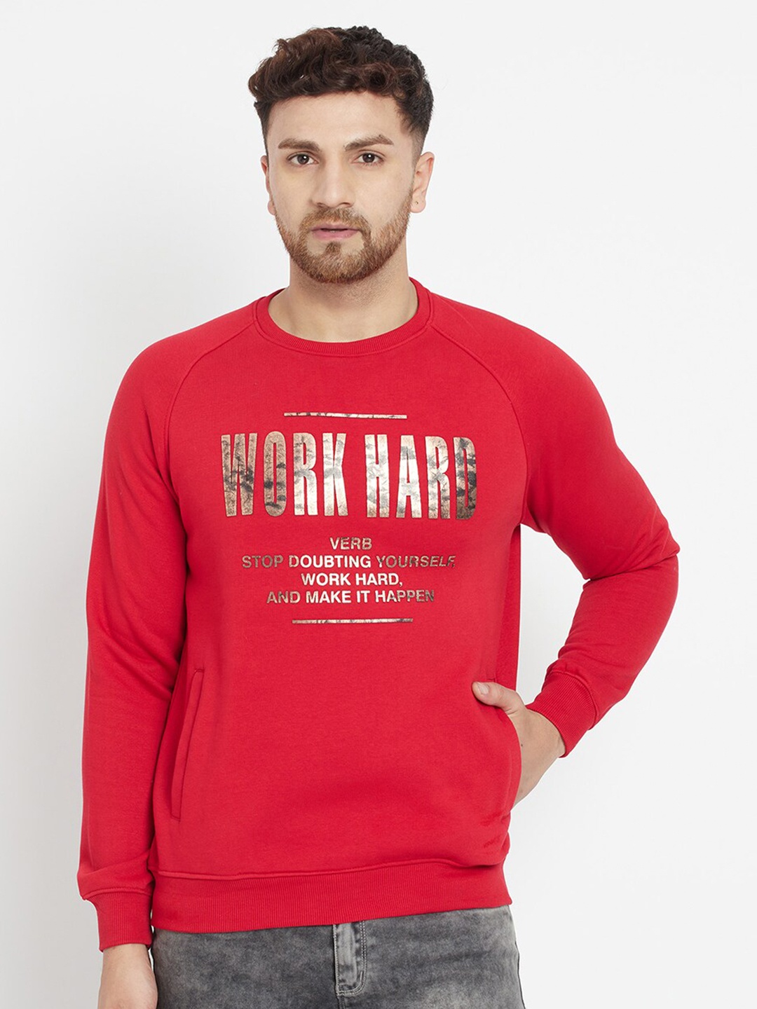 

Parcel Yard Men Red Printed Sweatshirt