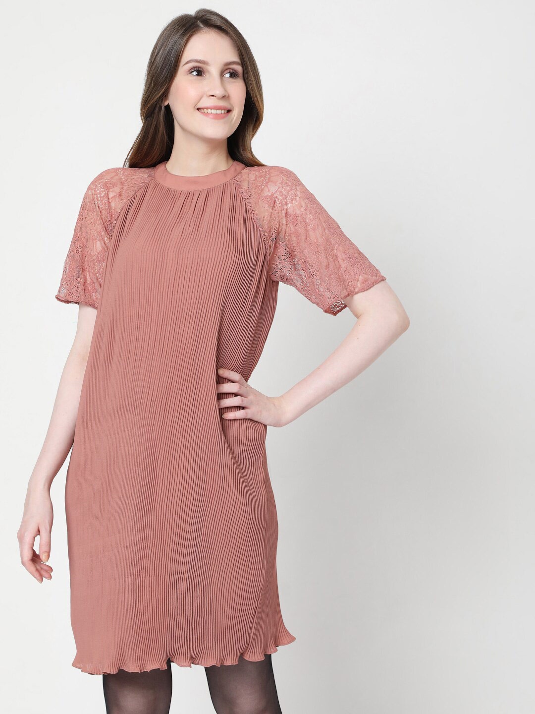 

Vero Moda Pink Sheath Dress