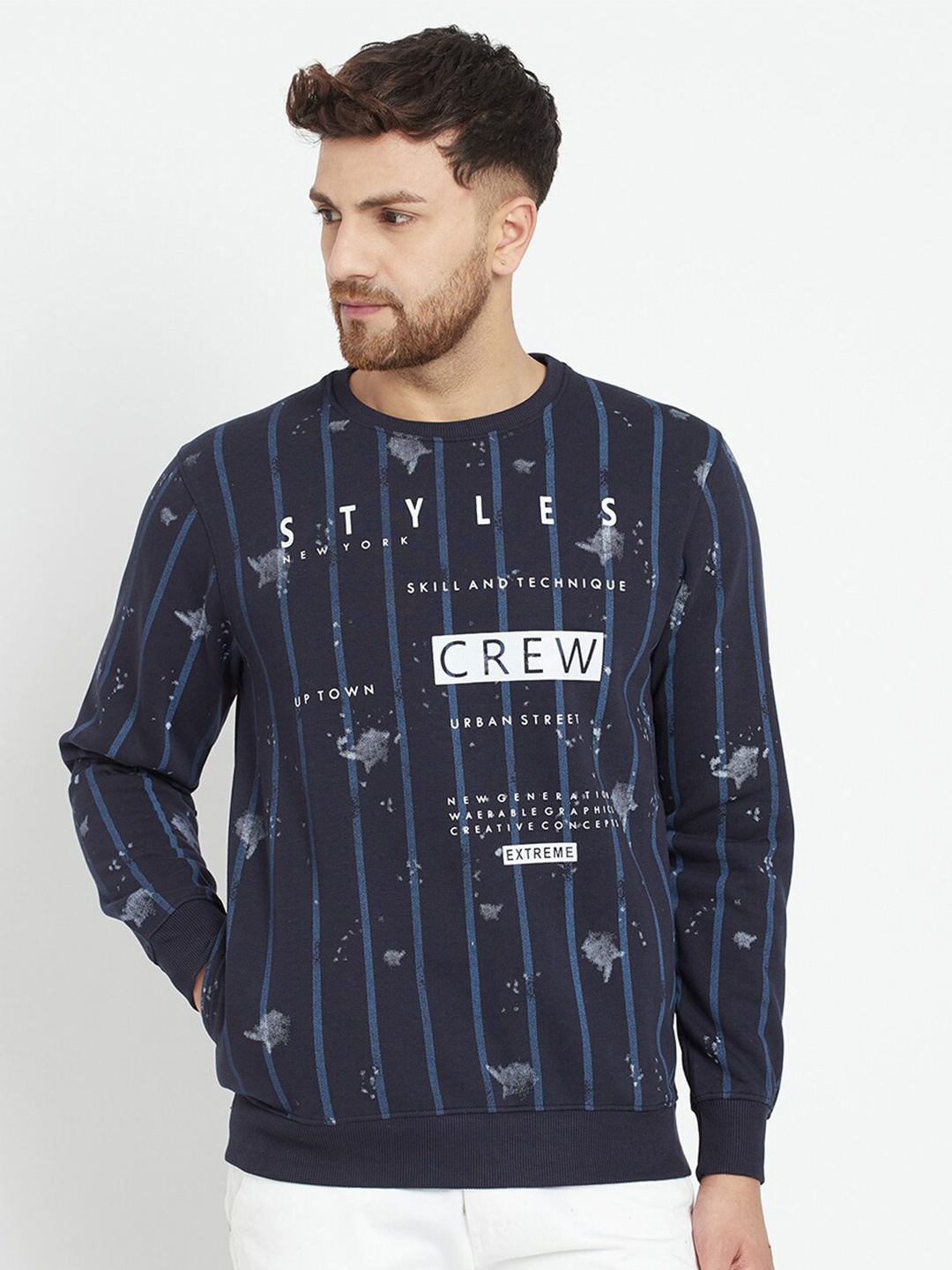 

Parcel Yard Men Navy Blue Printed Sweatshirt