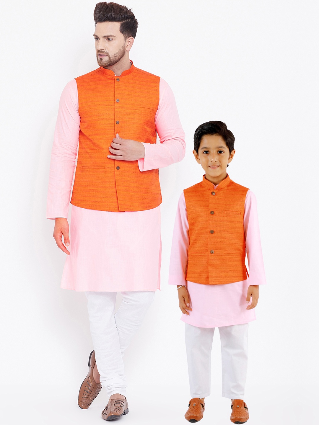 

VASTRAMAY Men Pink Kurta with Pyjamas & Nehru Jacket