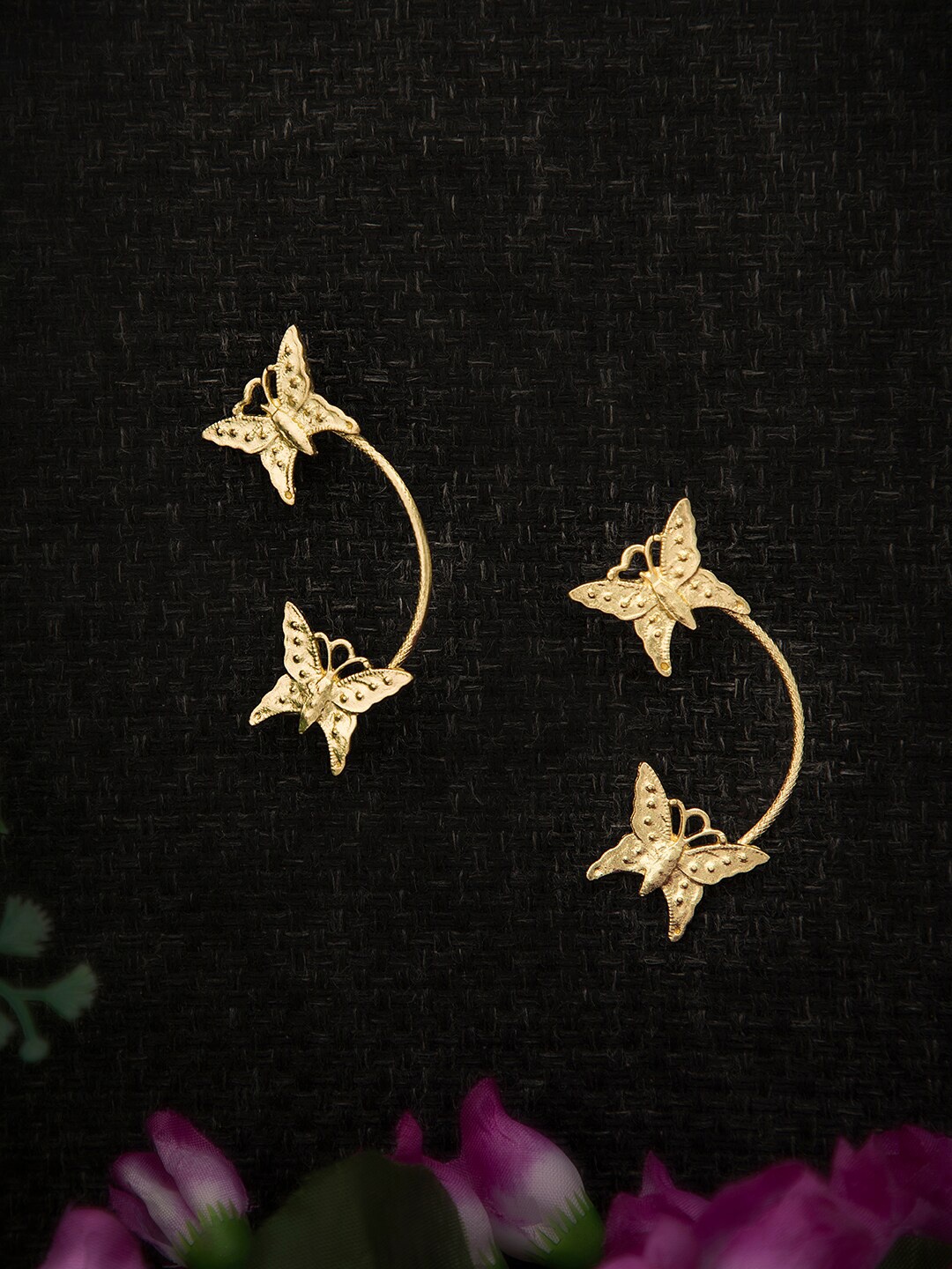 

DIVA WALK Gold-Toned Contemporary Studs Earrings