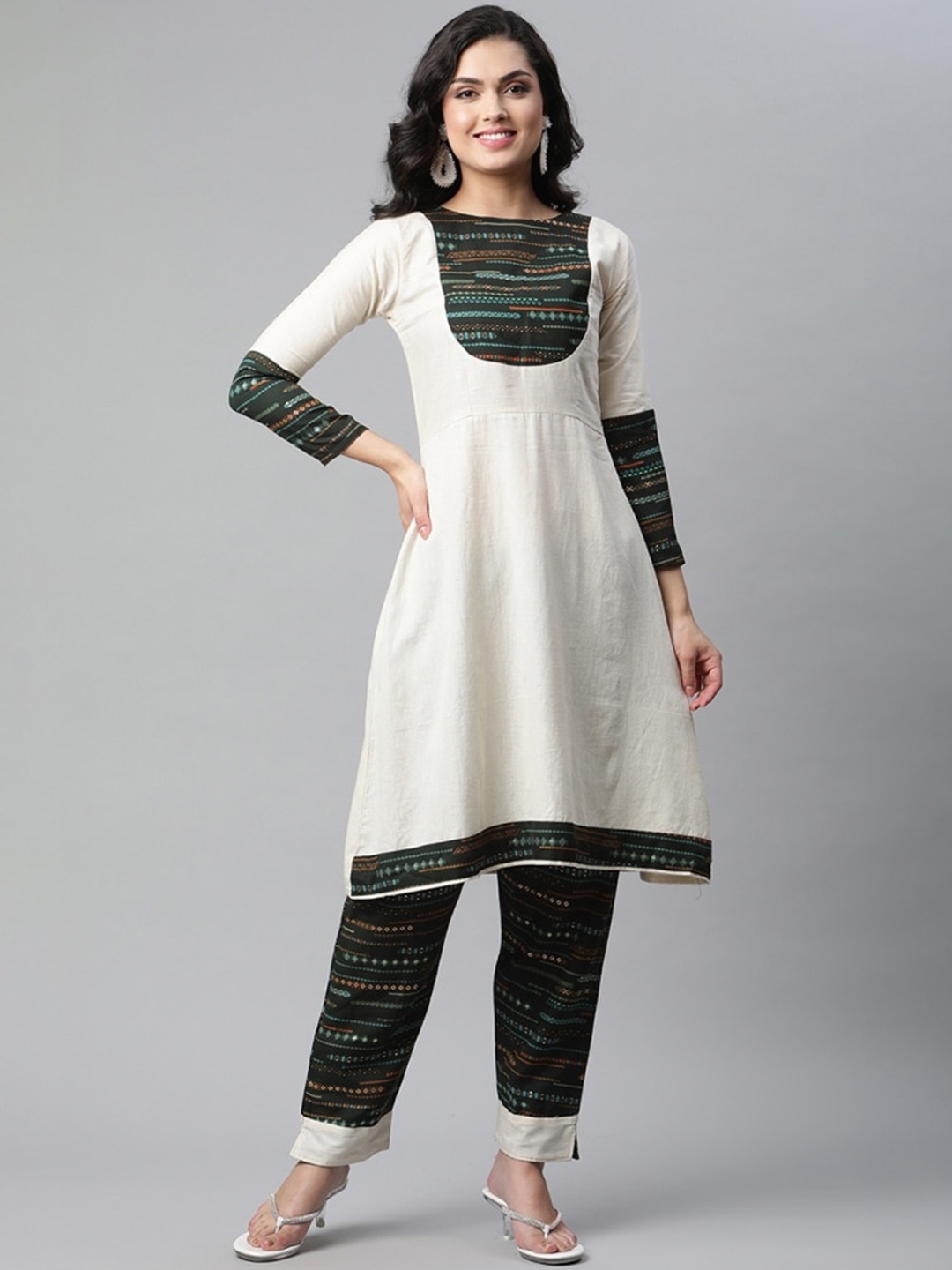 

OM SAI LATEST CREATION Women Off White Printed Kurta