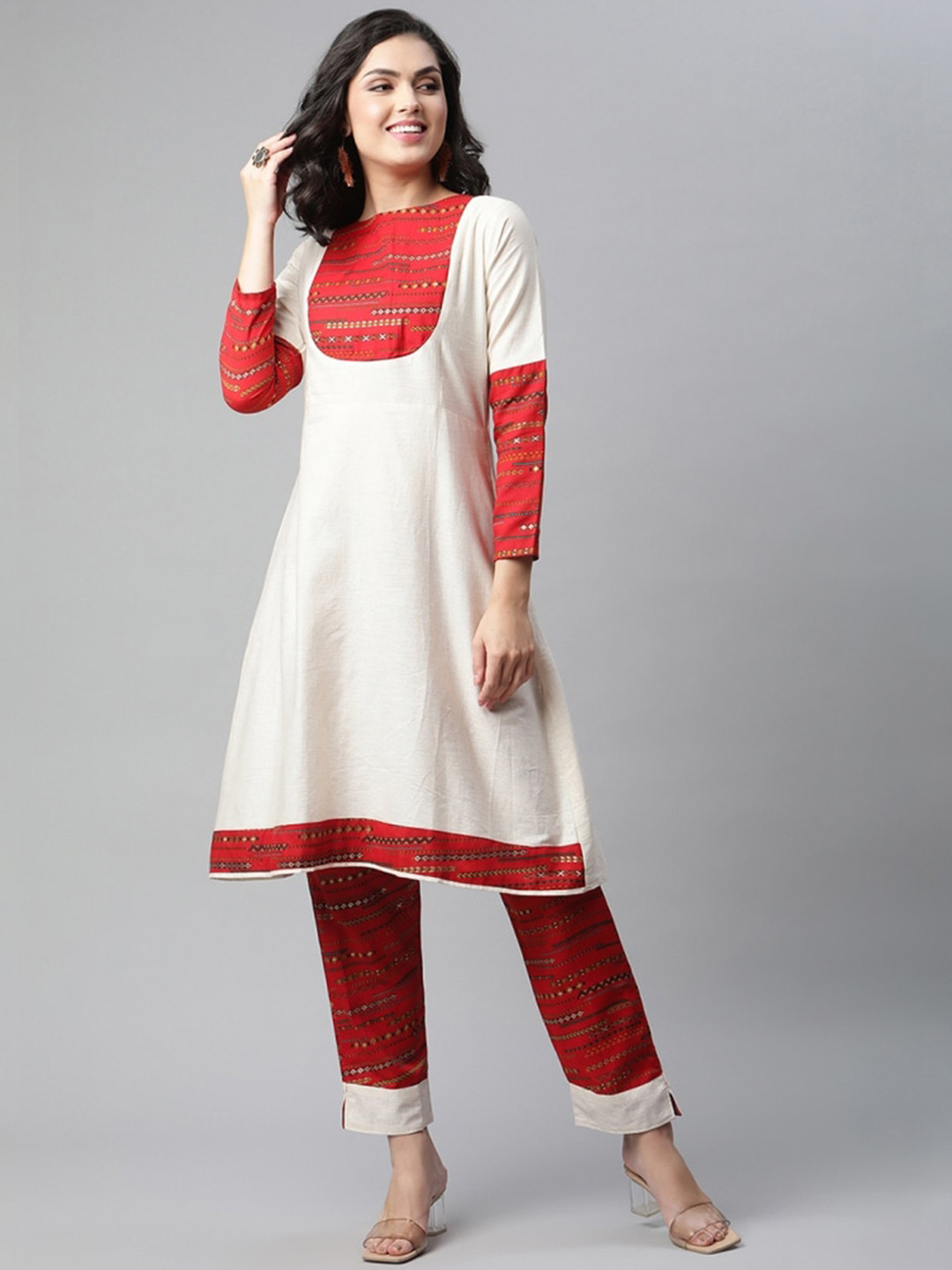 

OM SAI LATEST CREATION Women Off White & Red Printed Kurta