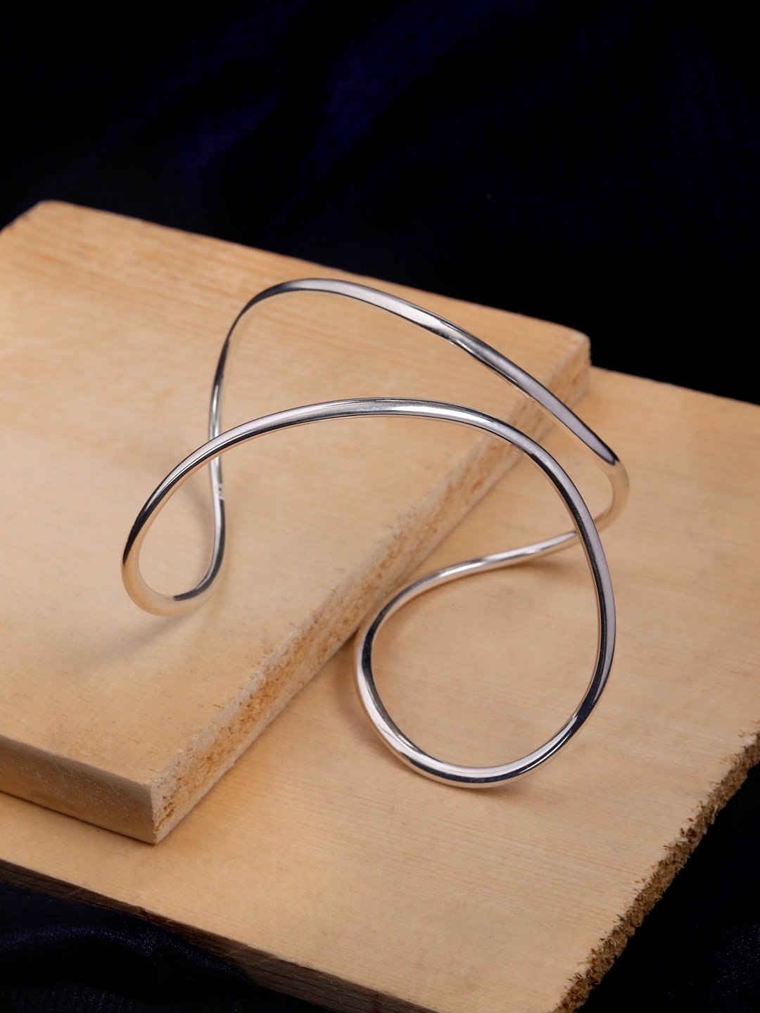 

TRISHONA Silver-Plated Infinity Loop Bangles