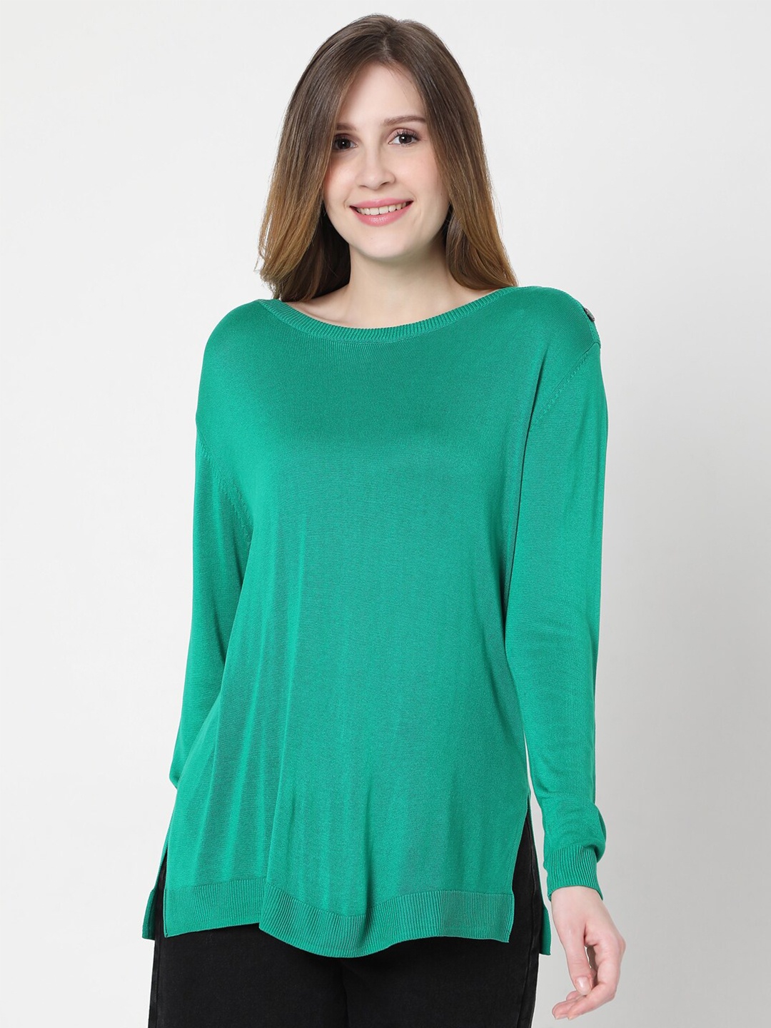 

Vero Moda Women Green Solid Pullover with Side Slits