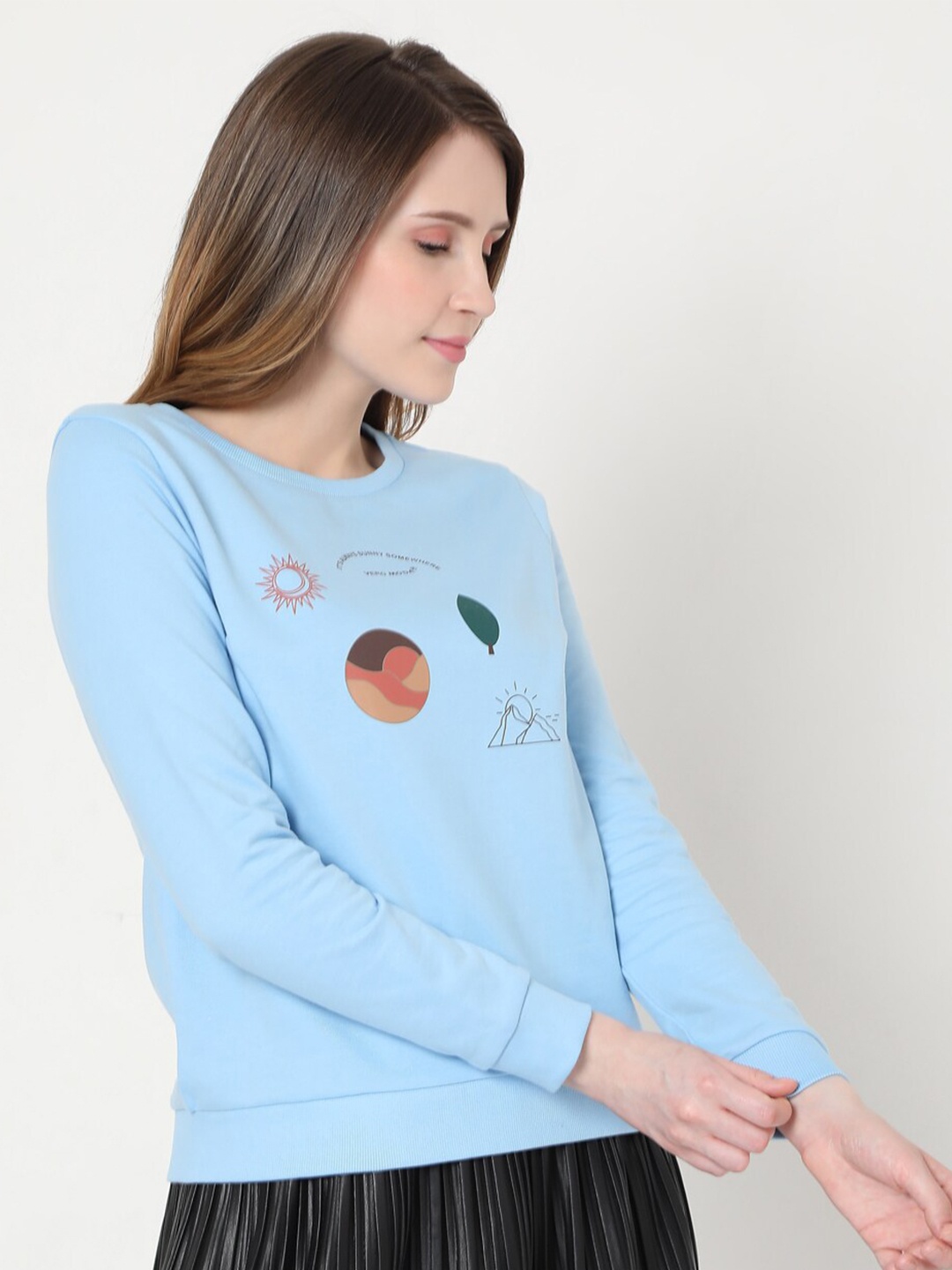 

Vero Moda Women Blue Printed Sweatshirt